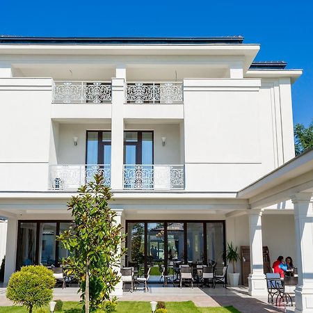J'Adore Boutique Hotel Lugoj Dış mekan fotoğraf